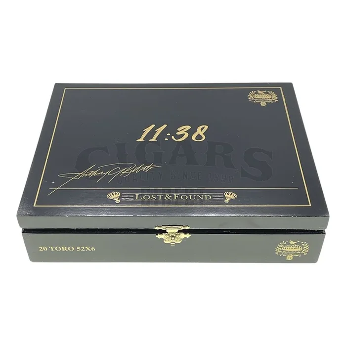22 Minutes to Midnight Maduro Toro