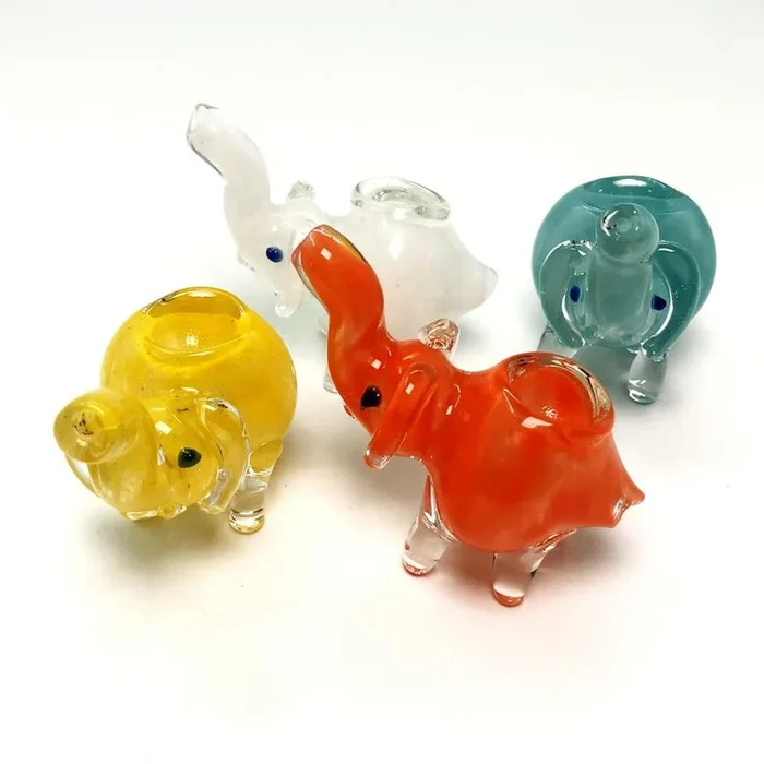 3 ” Color Gradient Small Elephant Hand Pipe – Design and Color Variations – (1 Piece)