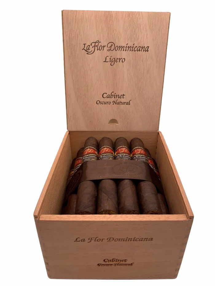 La Flor Dominicana (LFD) Ligero L450 Cabinet Oscuro
