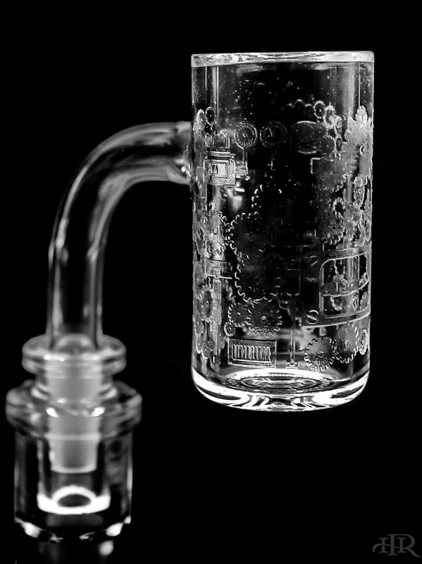 Long Island Quartz Beveled Edge Etched Banger – Gears