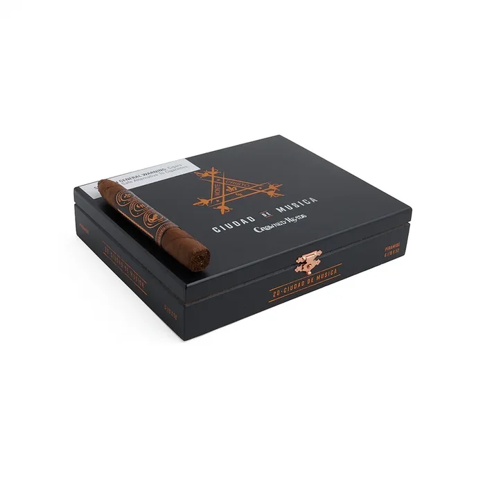Montecristo Ciudad de Musica Piramide Cigar