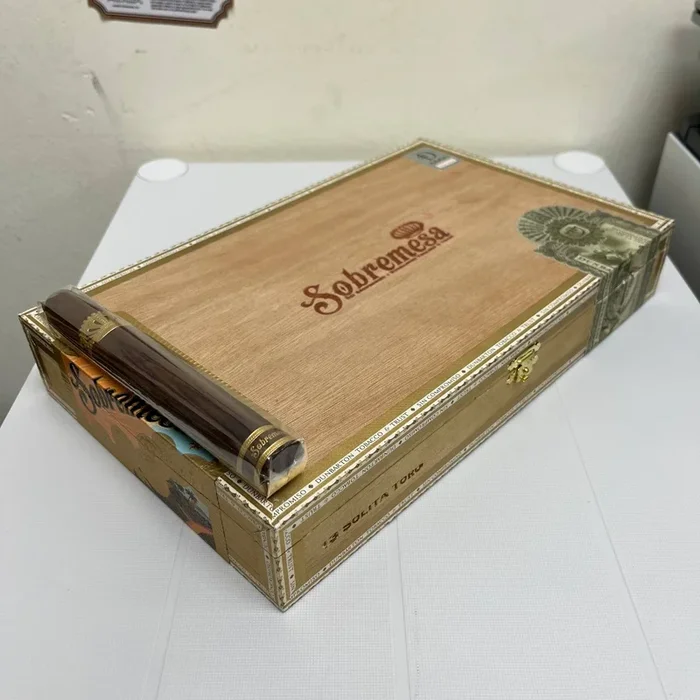 Sobremesa Solita Toro