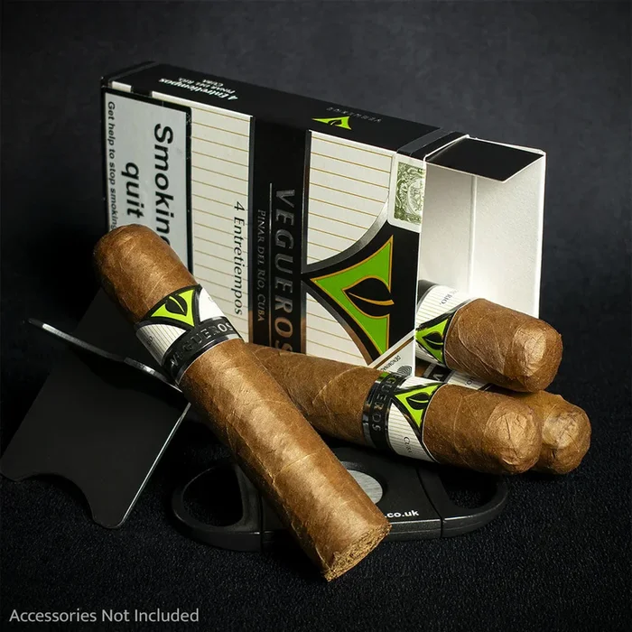 Vegueros Entretiempos Cuban Cigars – Pack of 4